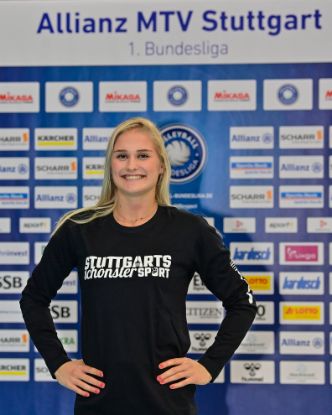 Bild von Long Sleeve "Stuttgarts schönster Sport" schwarz Damen