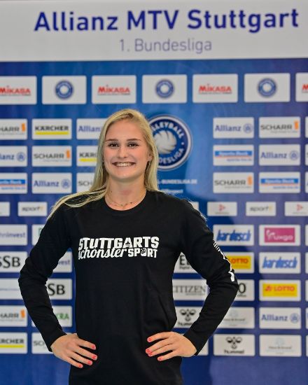 Bild von Long Sleeve "Stuttgarts schönster Sport" schwarz Damen